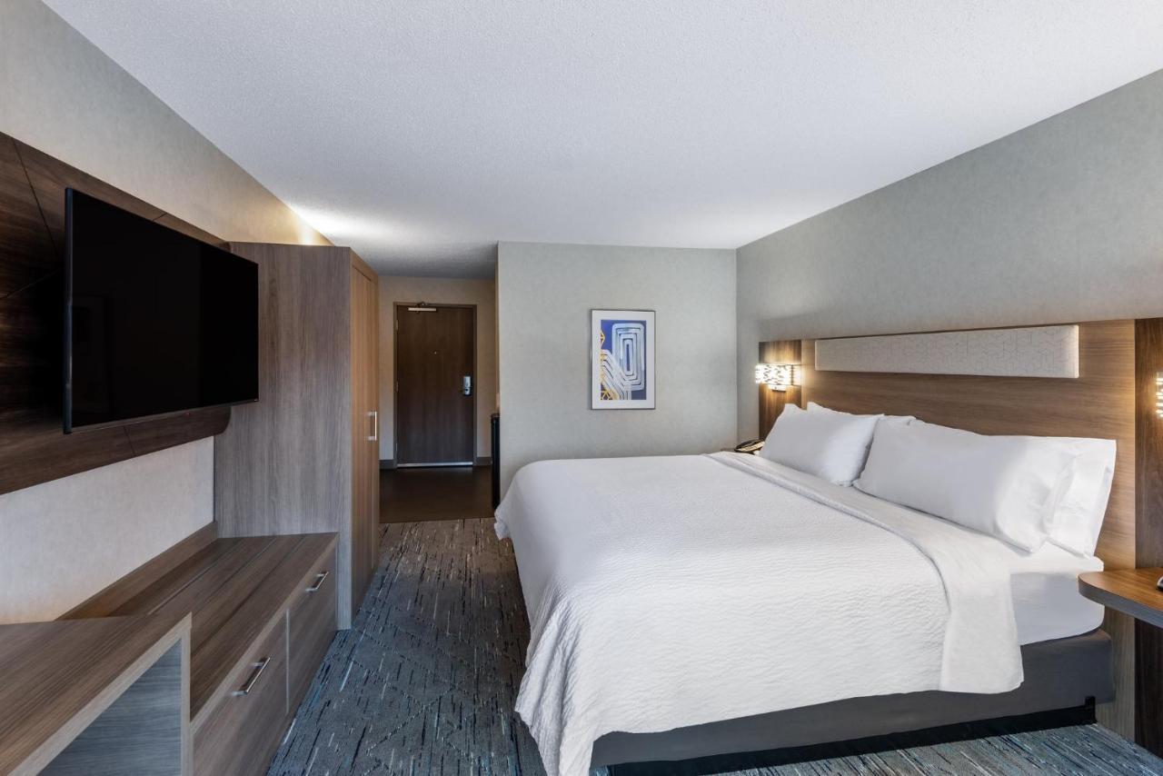 Holiday Inn Express & Suites Wadsworth By Ihg Exteriér fotografie