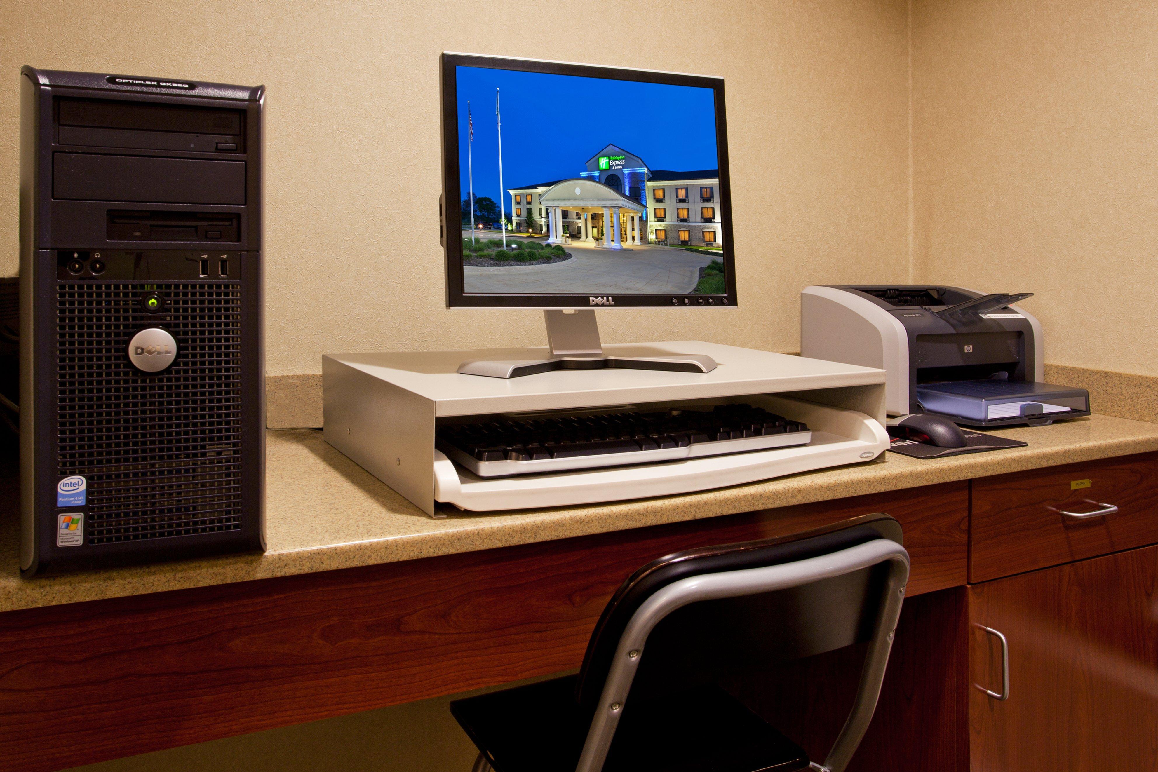 Holiday Inn Express & Suites Wadsworth By Ihg Exteriér fotografie
