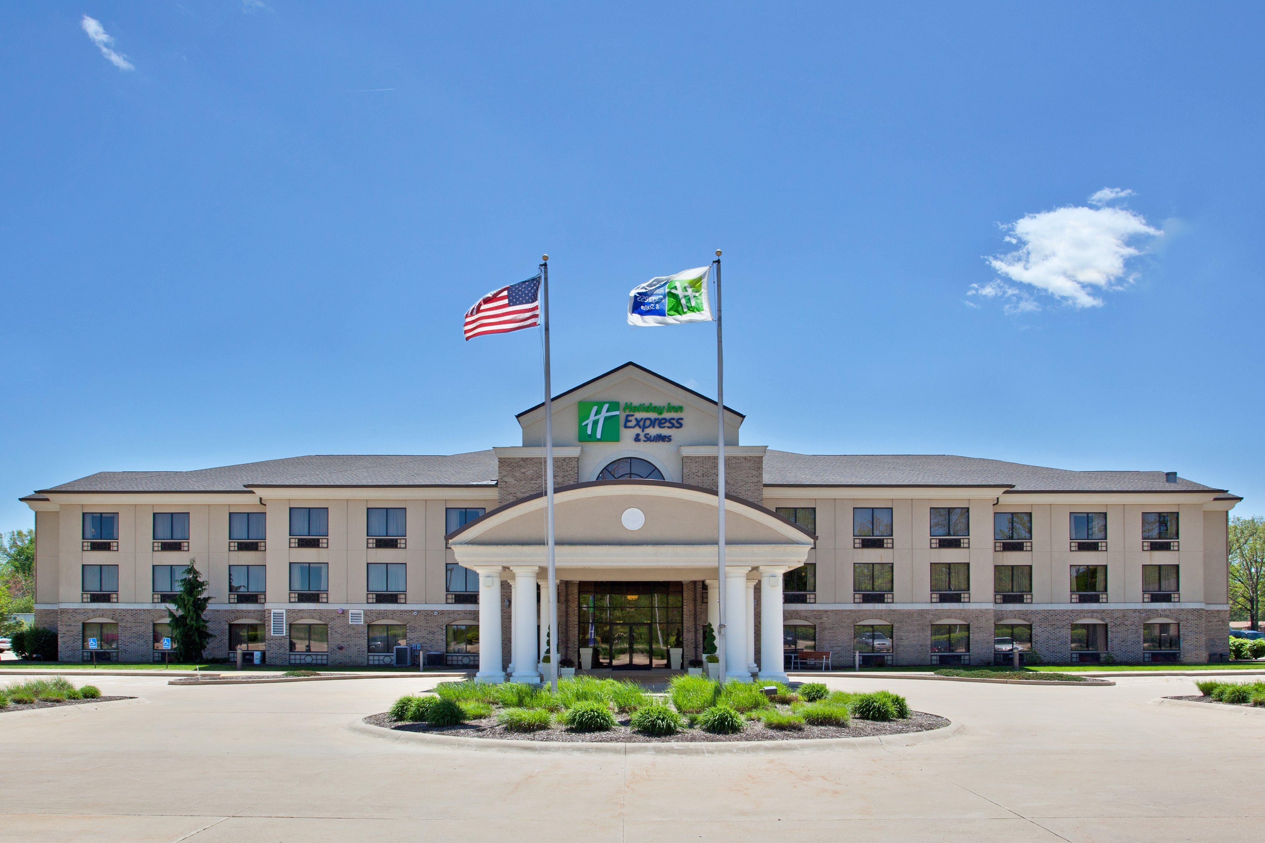 Holiday Inn Express & Suites Wadsworth By Ihg Exteriér fotografie