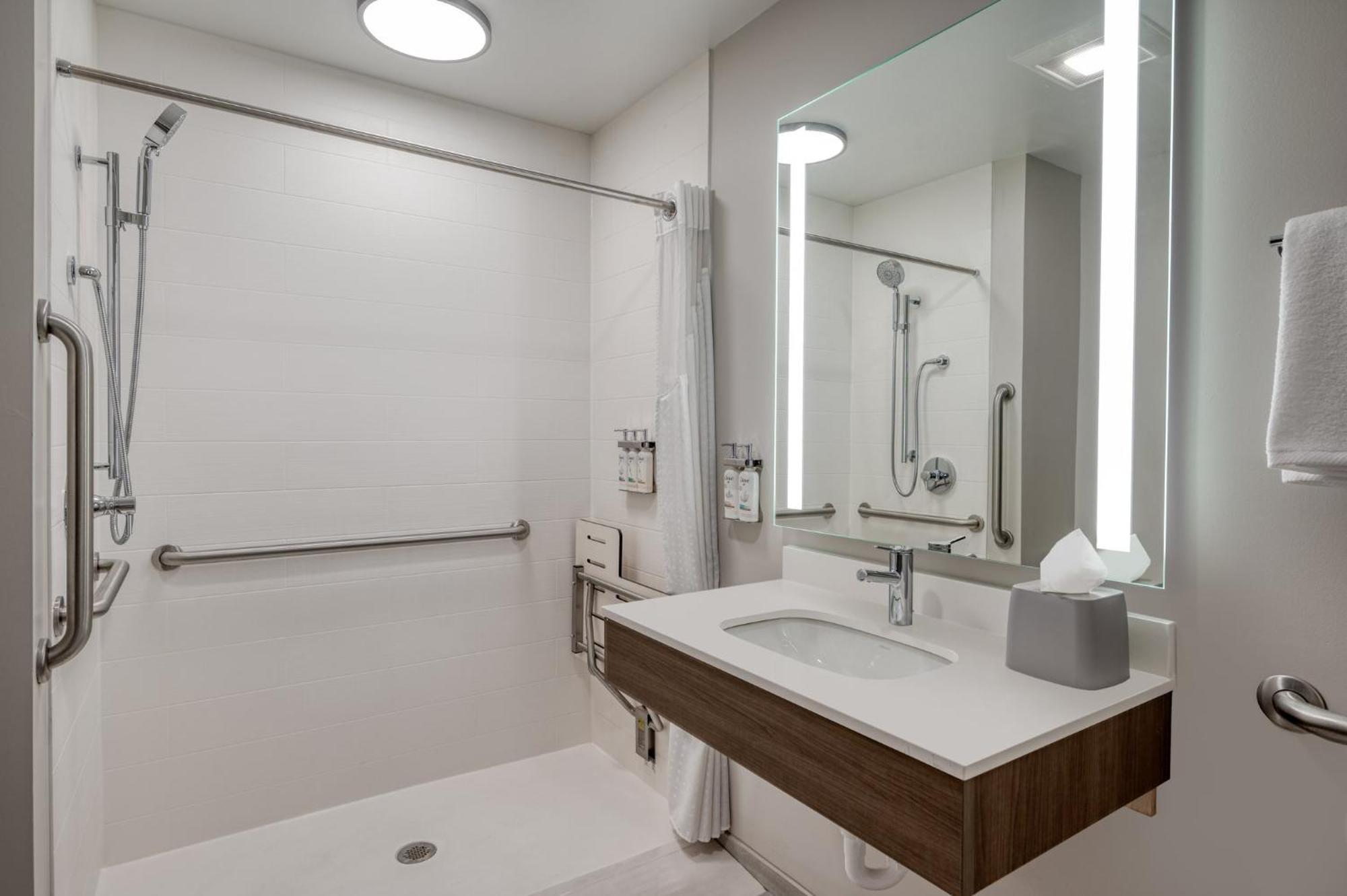 Holiday Inn Express & Suites Wadsworth By Ihg Exteriér fotografie