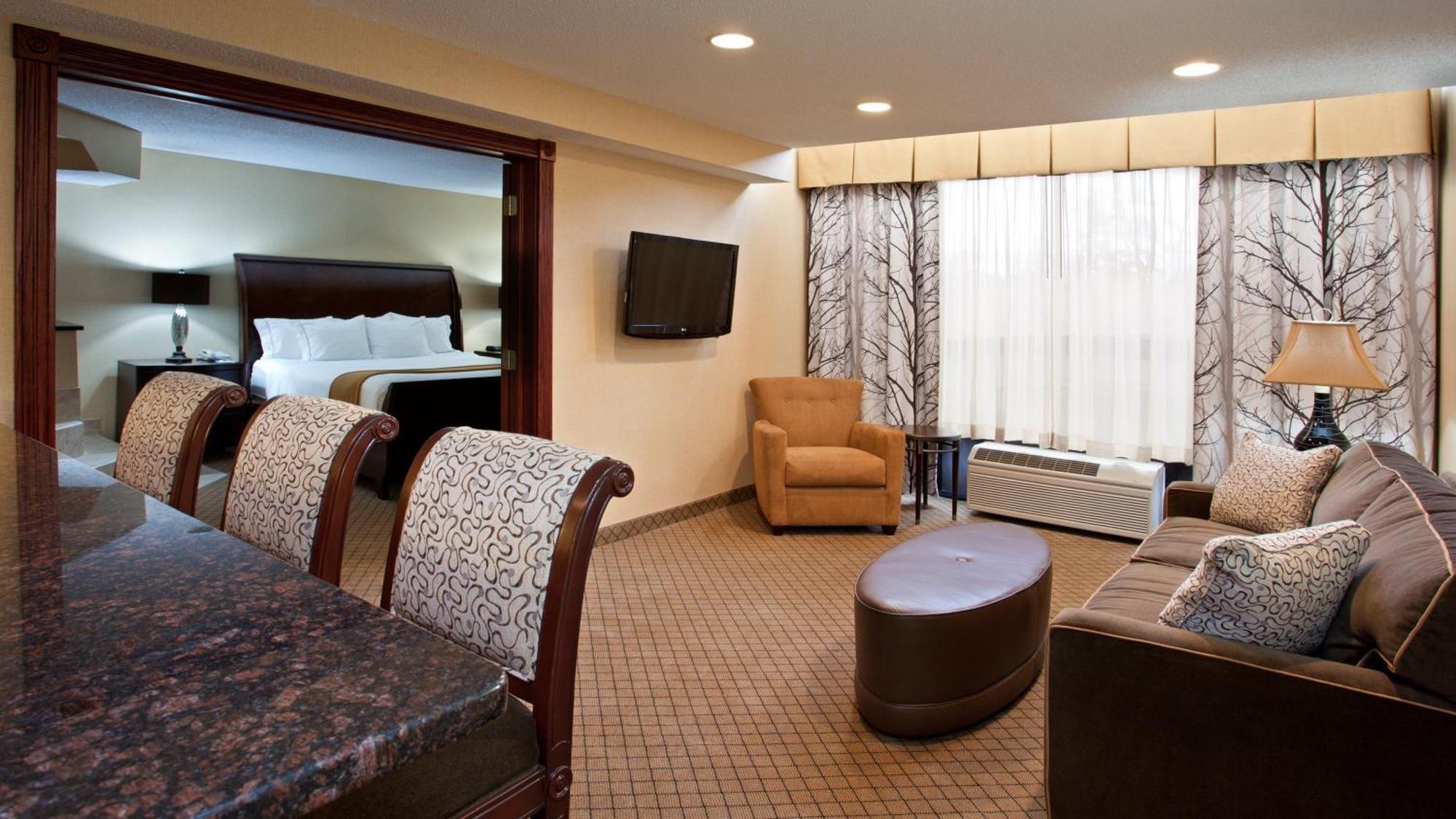 Holiday Inn Express & Suites Wadsworth By Ihg Exteriér fotografie